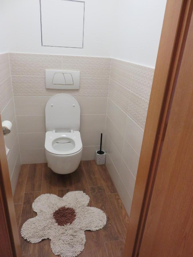 BešeňováMymara , Apartman Ivadella公寓 外观 照片